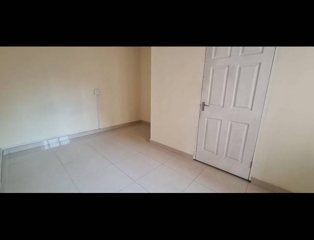 1 BEDROOM PROPERTY TO RENT IN ESSENWOOD